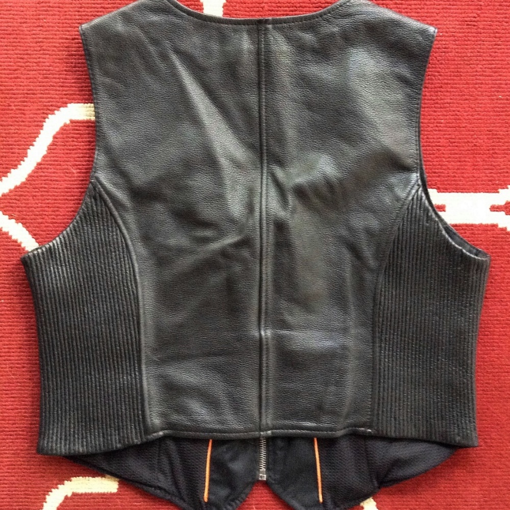 Sexy Biker Chick Black Leather Vest Size L - Picture 6 of 8